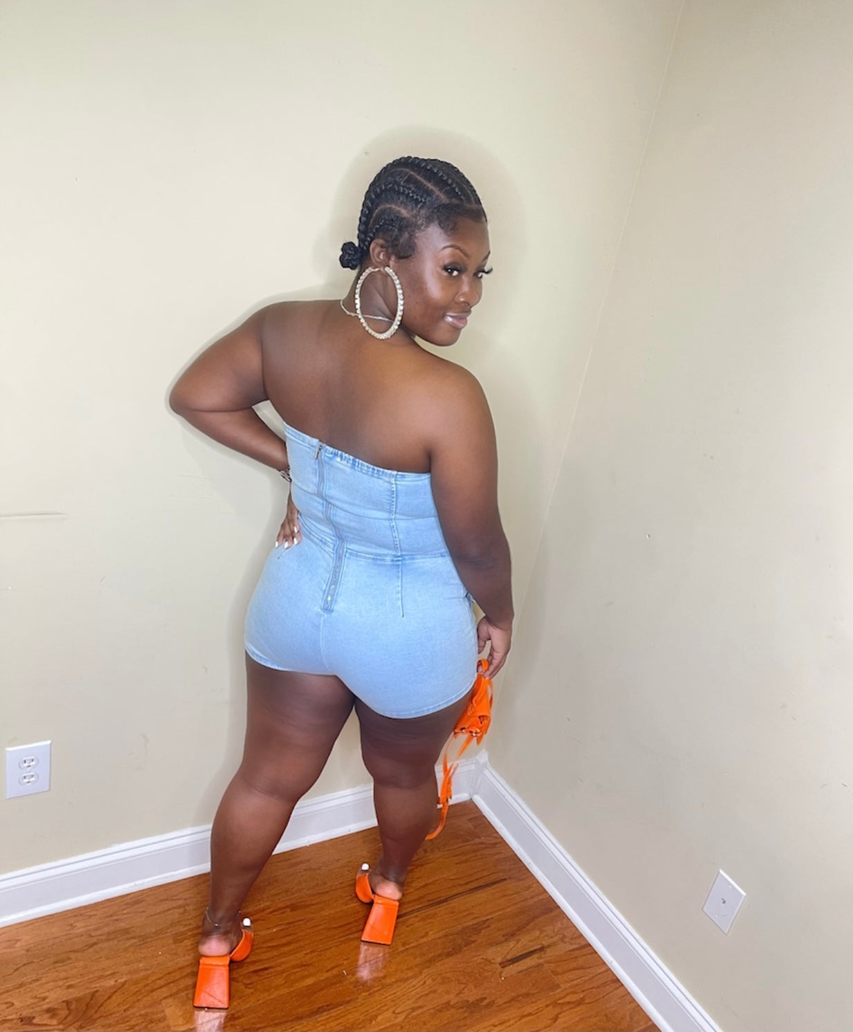 All Eyes On Me